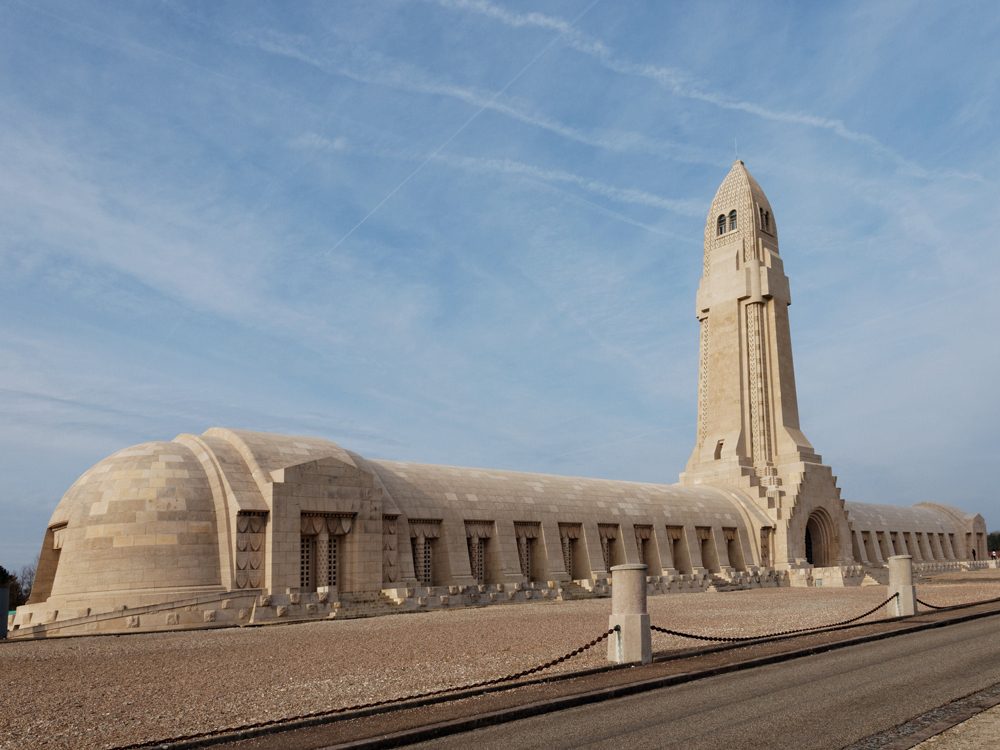 L’ossuaire de Douaumont et sa nécropole