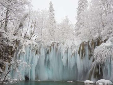 La Croatie en hiver : Les merveilles du temps enneigé - img