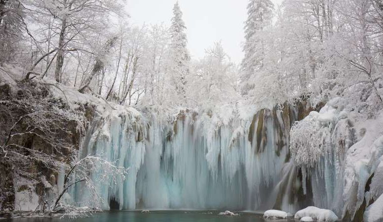 La Croatie en hiver : Les merveilles du temps enneigé - img